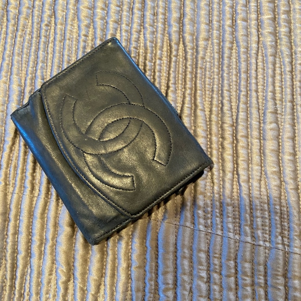 Chanel wallet
